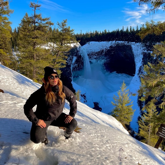 Meet your Posher, Nevena - Picture 1 of 1